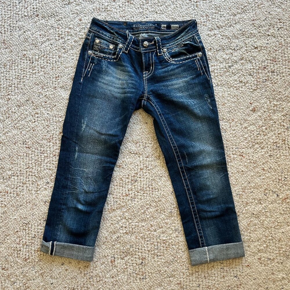 Miss Me Medium Wash Easy Capri JE5340EP8